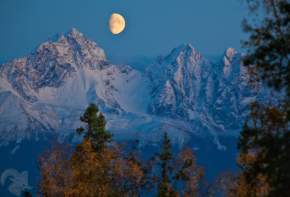 MoonOverTwinPeaks-CROPPED-7922-2-Edit